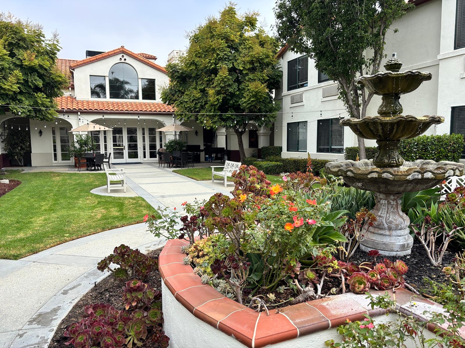 Aegis Living Ventura photo 2