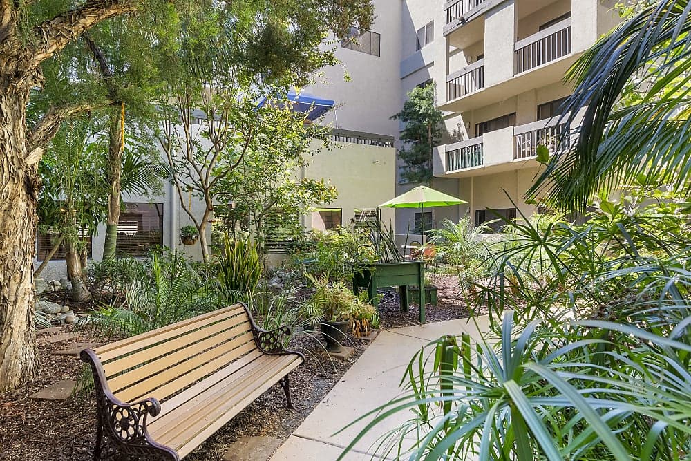 Brookdale Uptown Whittier photo 4