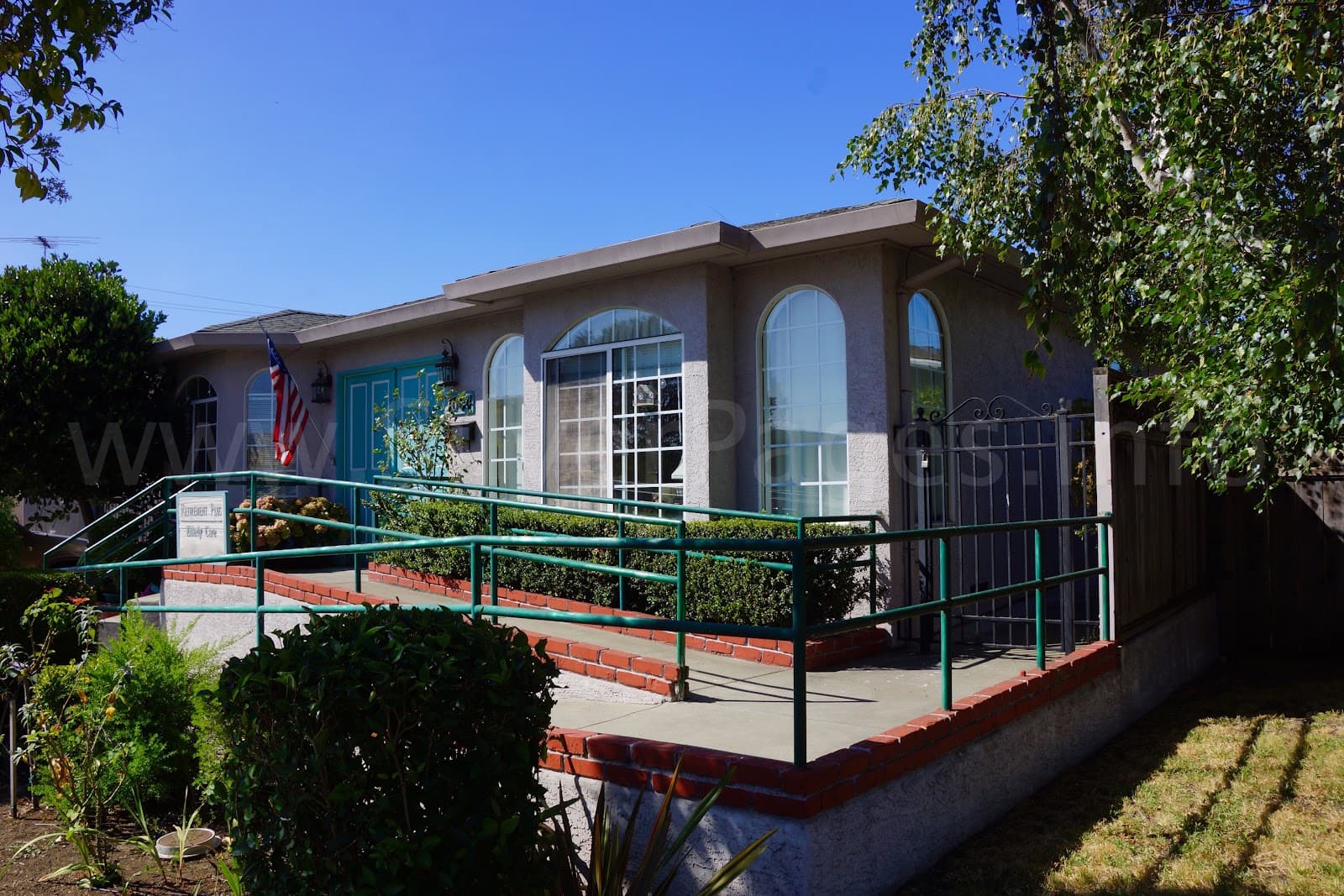 Peninsula Elderly Care Home-Laurel photo 3