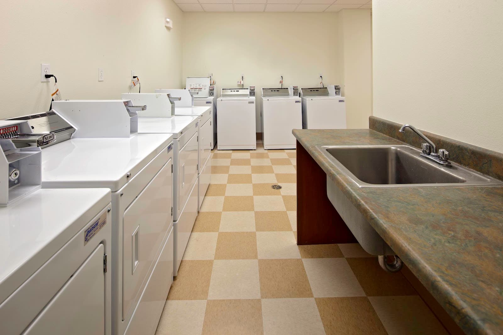 Sycamore Senior Village photo 5