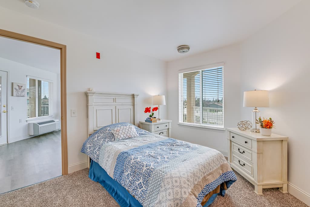 Solstice Senior Living at Bakersfield photo 5