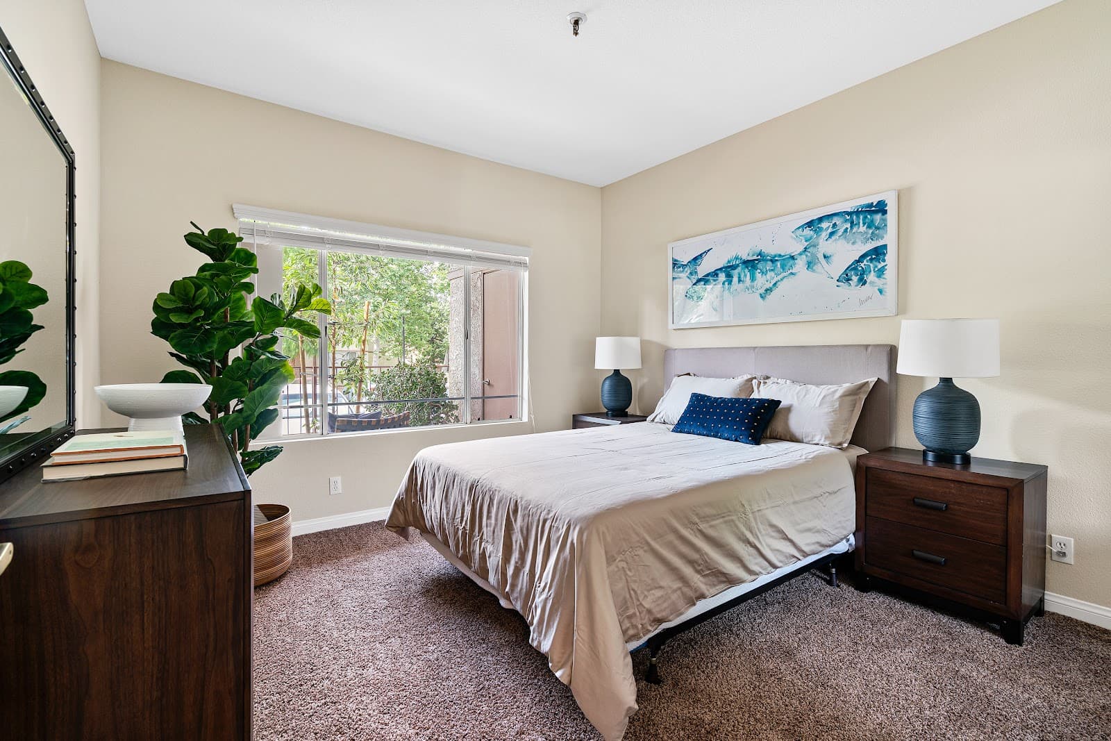 Valley Oaks Village photo 2