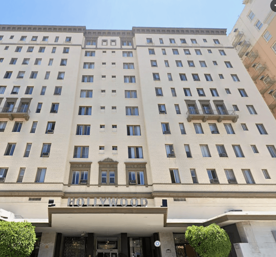 Hollywood Knickerbocker Apt