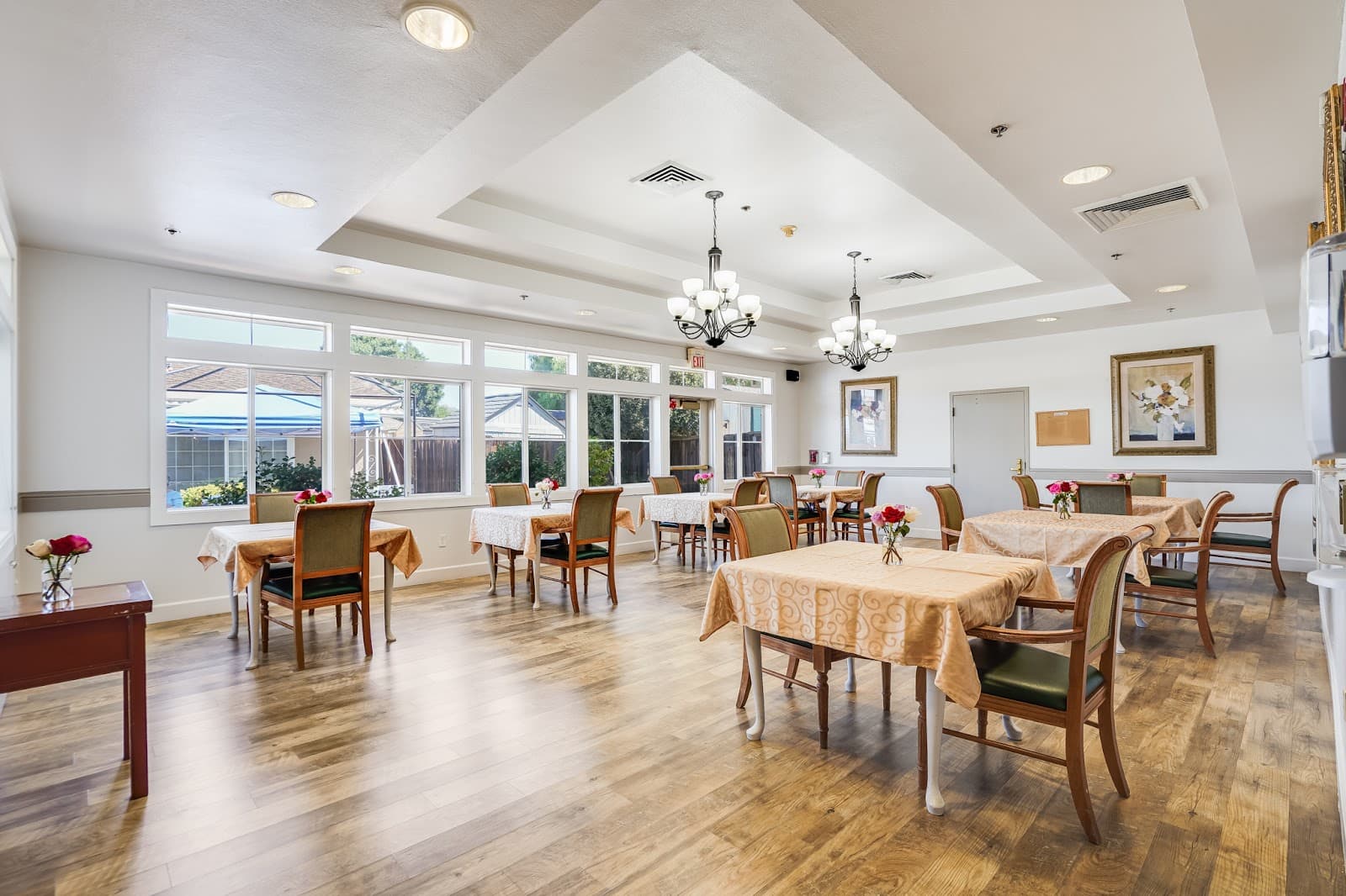 Tuscany Villa Senior Living photo 4