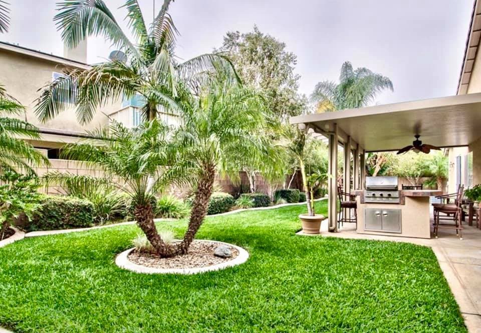 Eastvale Manor Assisted Living photo 2