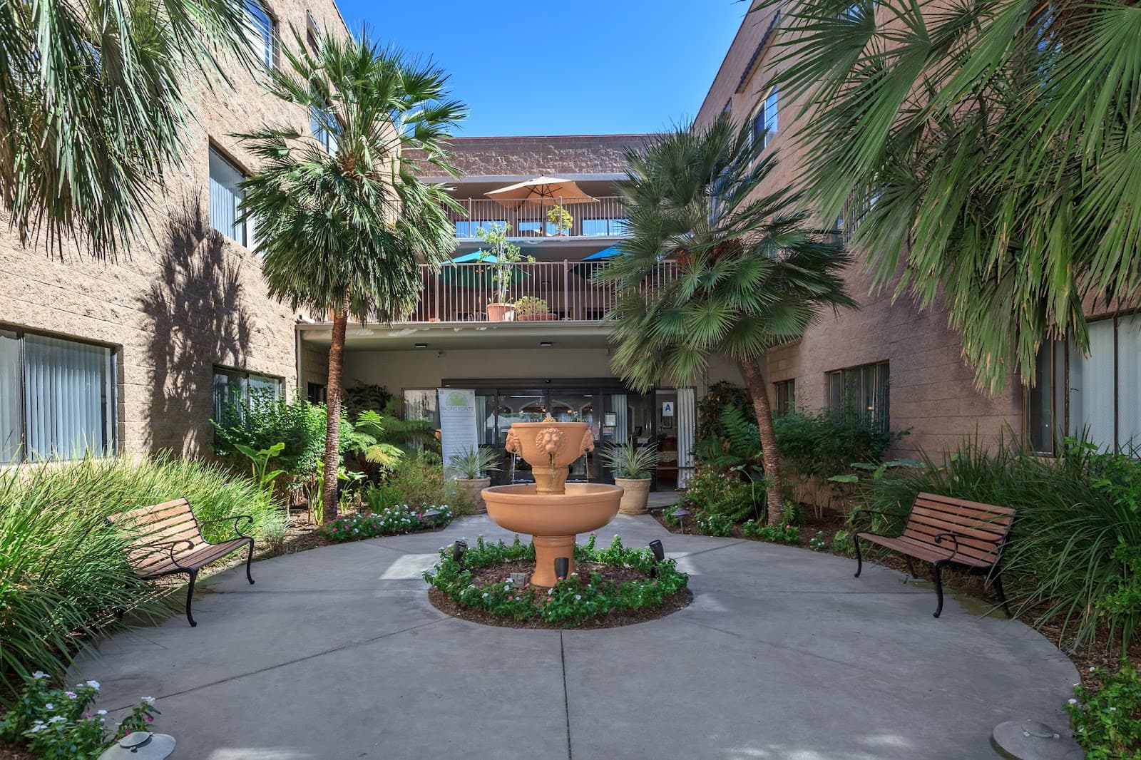 Pacific Pointe photo 1