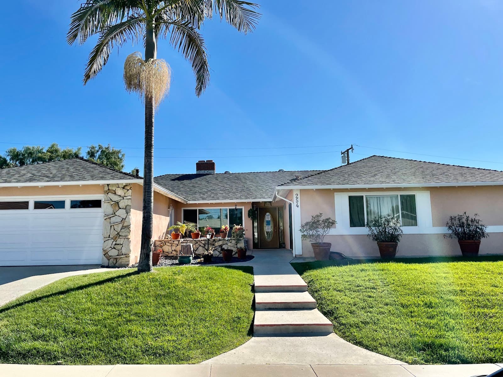 254 East Sidlee photo 2