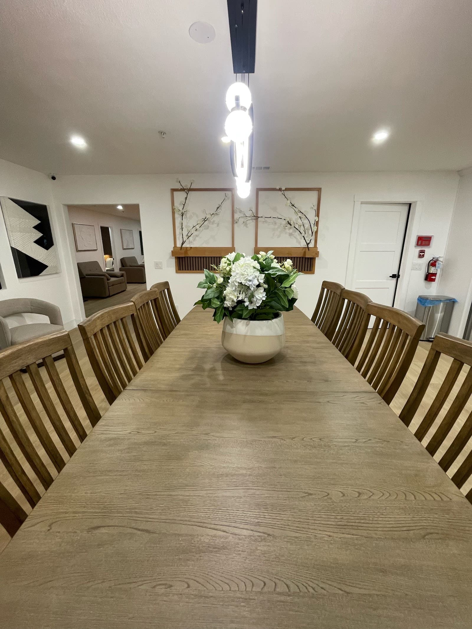 Aria Assisted Living Atascadero - Golden Years Resort photo 5