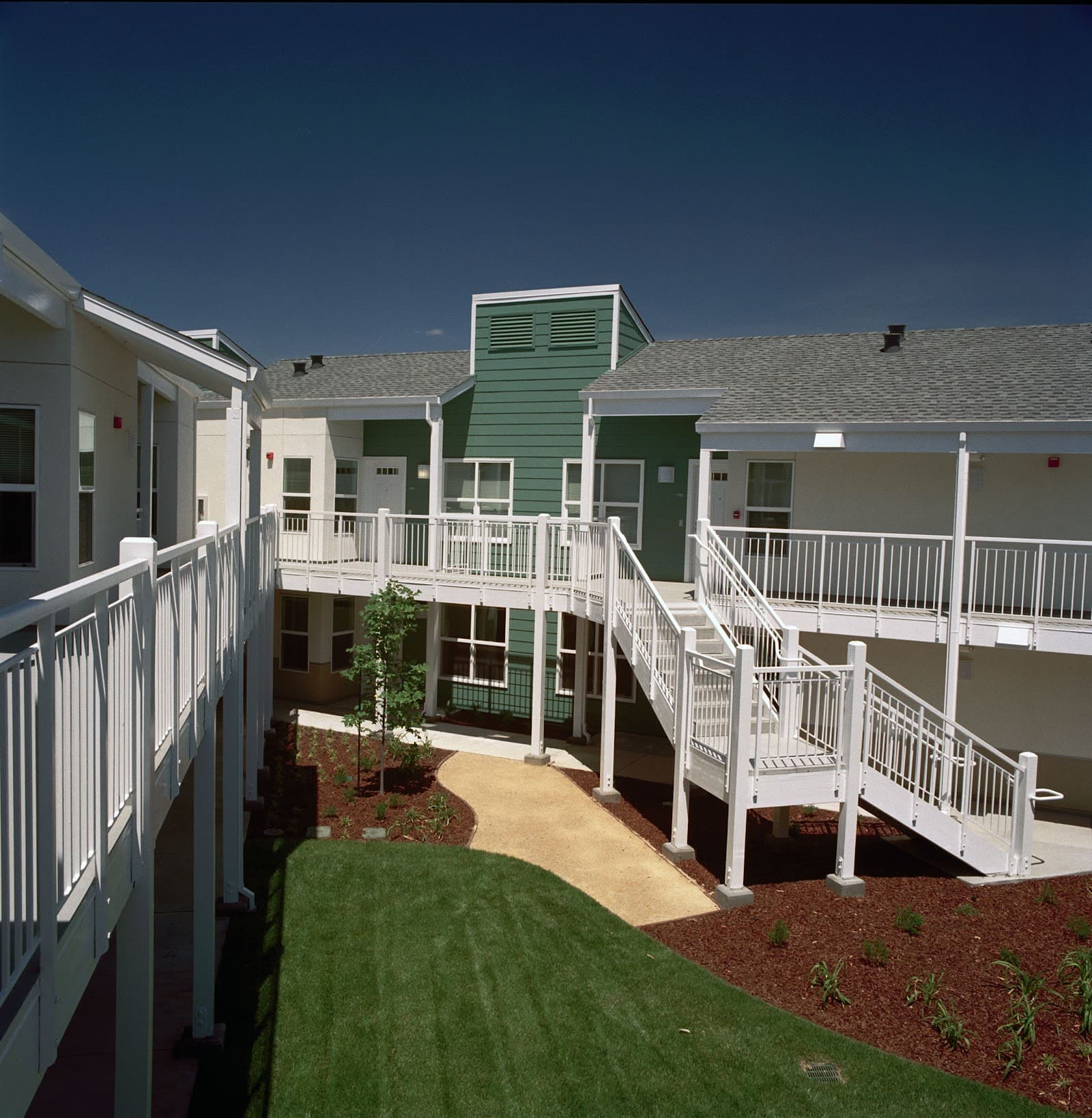 Fremont Oak Gardens photo 3