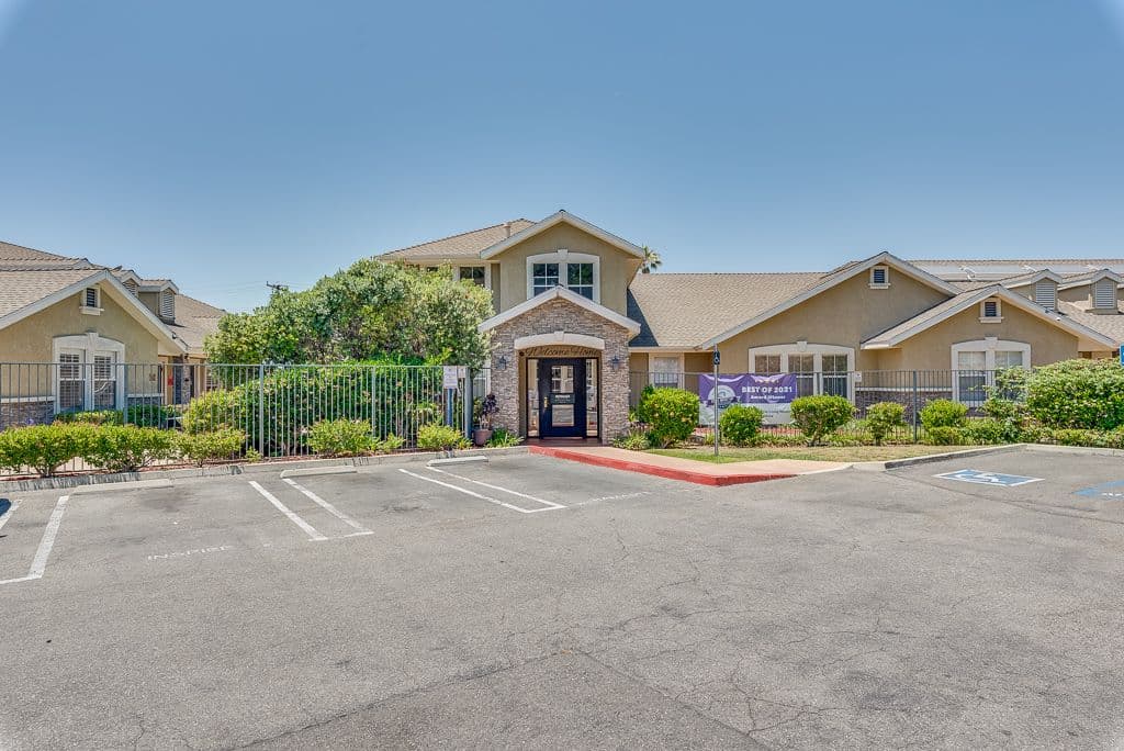 Newport Mesa Senior Living photo 2