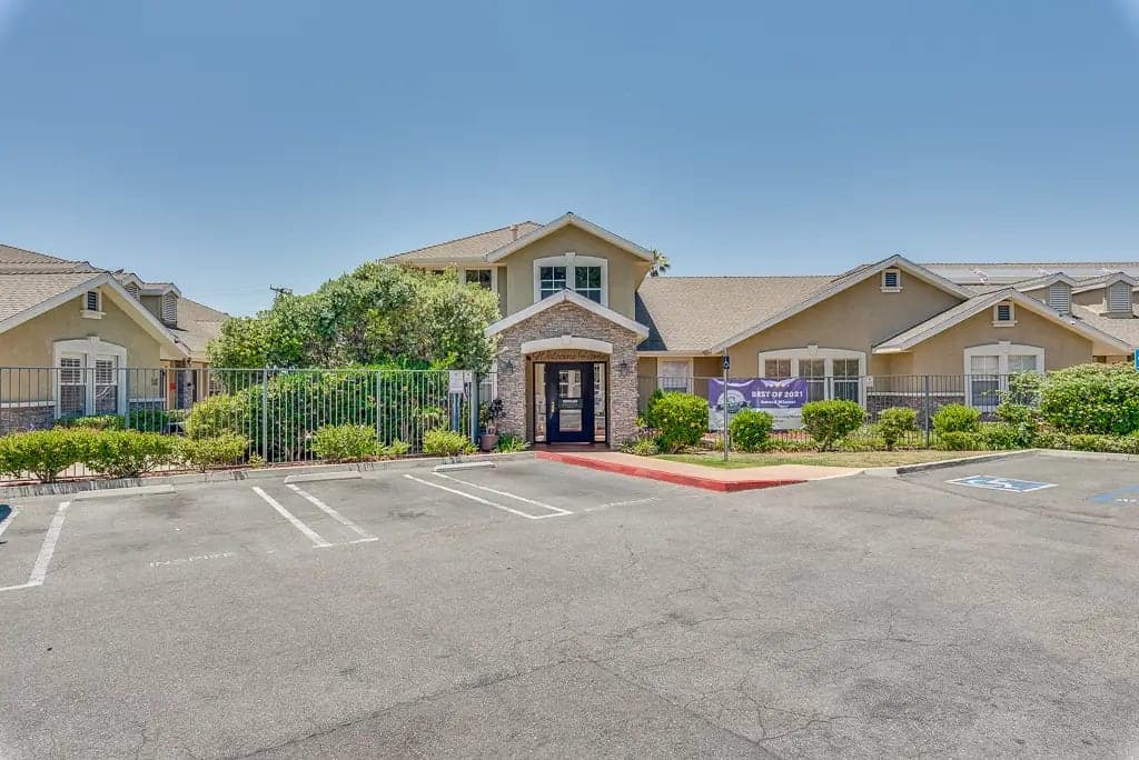 Newport Mesa Senior Living photo 2