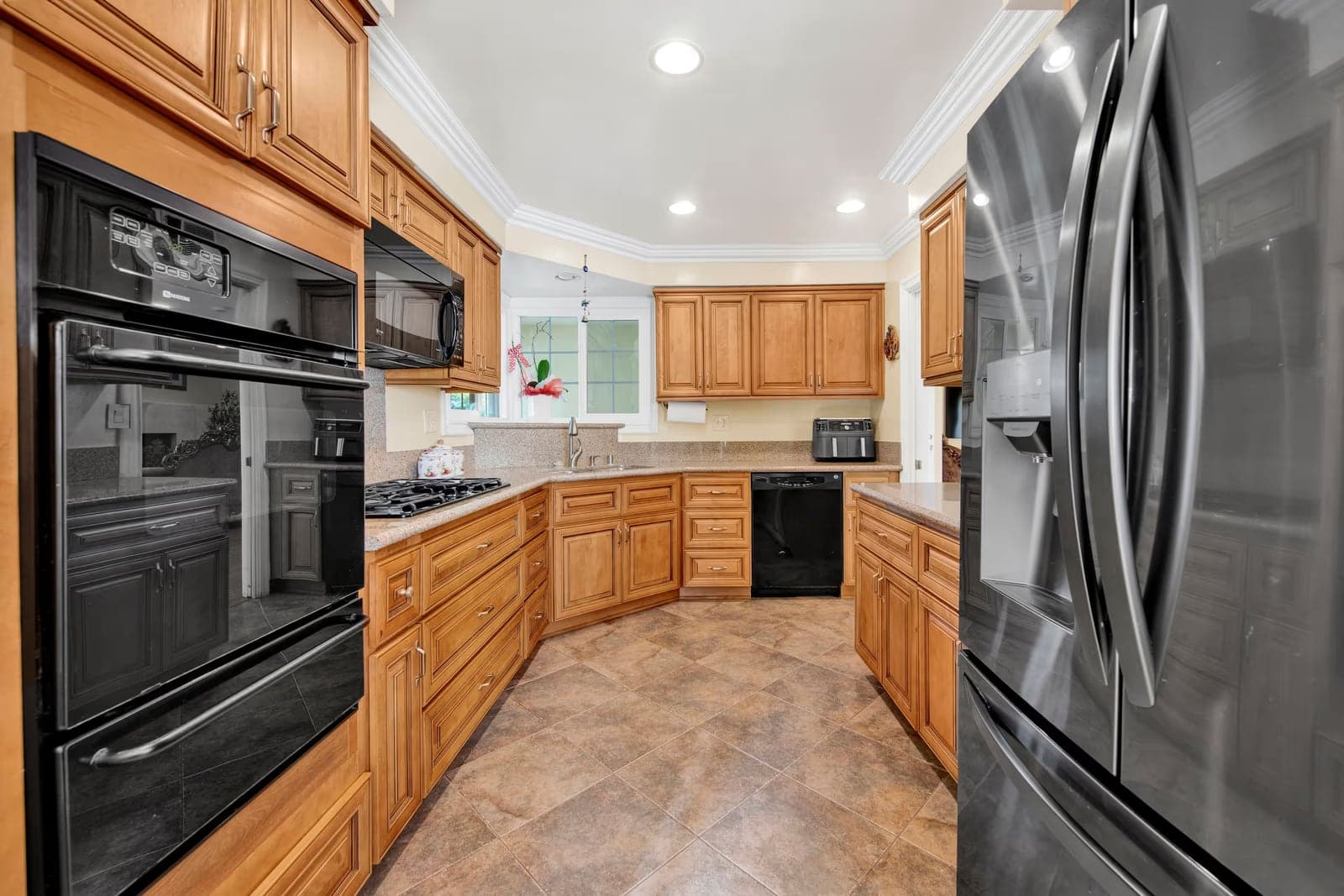 Granada Residence photo 4
