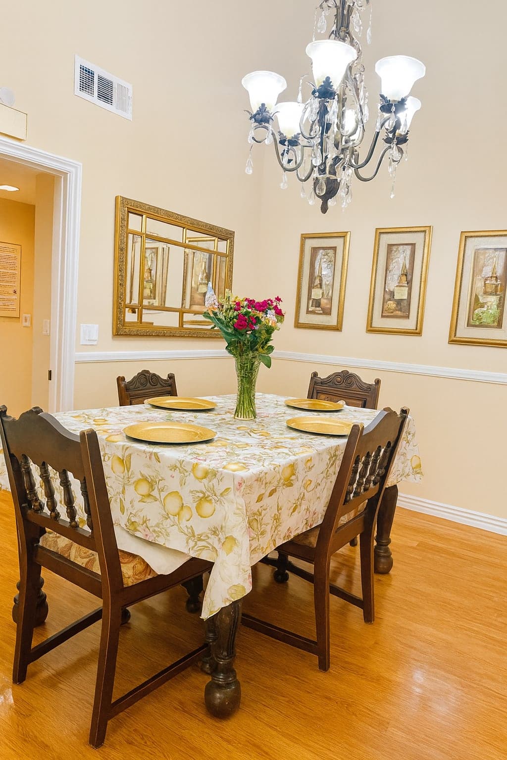 Emerald Isle Assisted Living photo 4