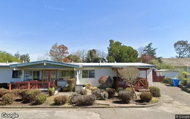 Sunset House photo 1