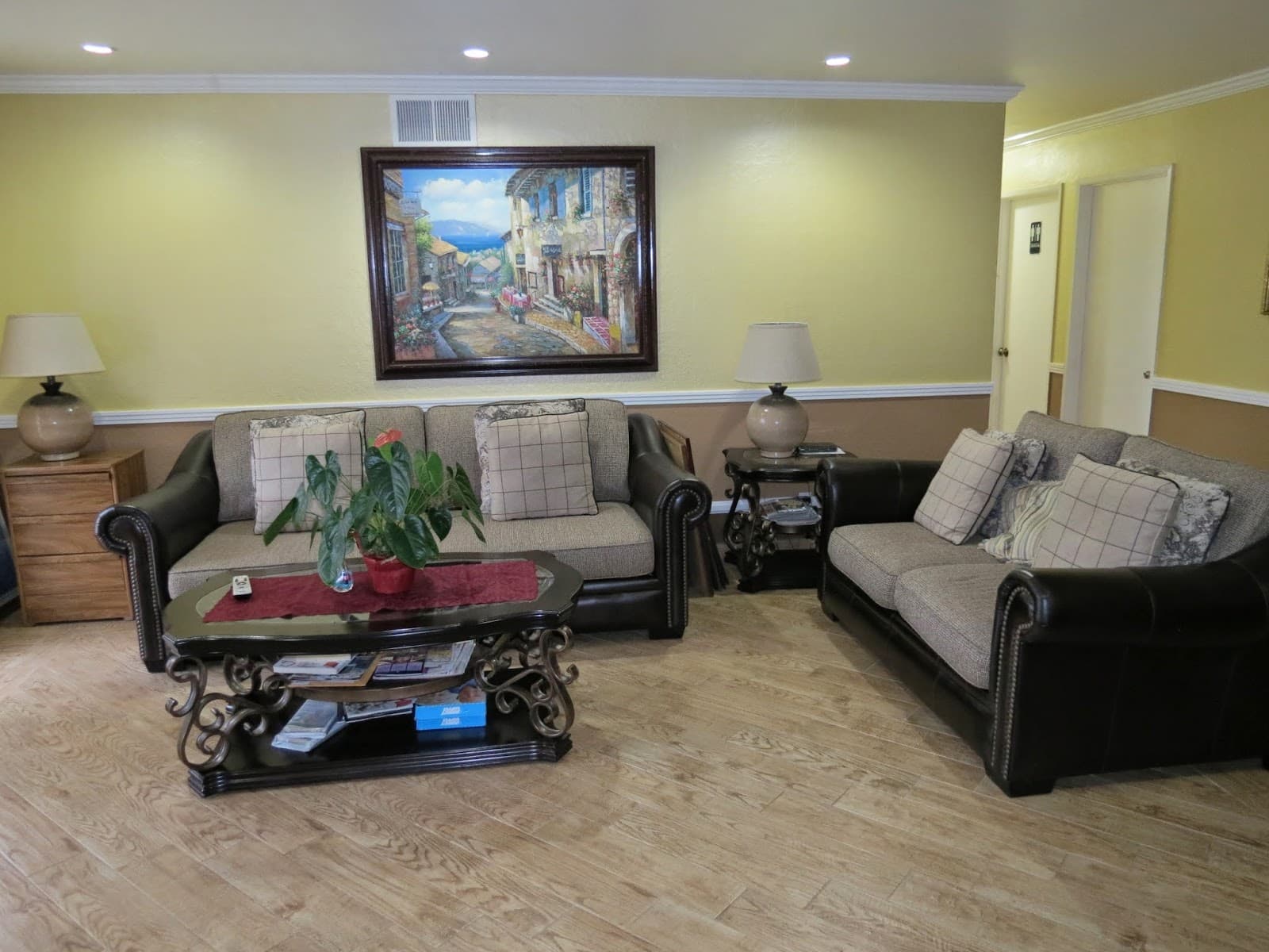 La Costa Heights Assisted Living photo 4