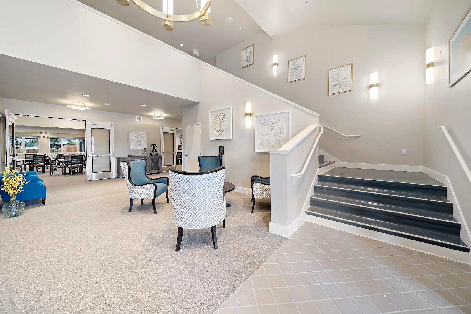 Vine Ridge Senior Living photo 3