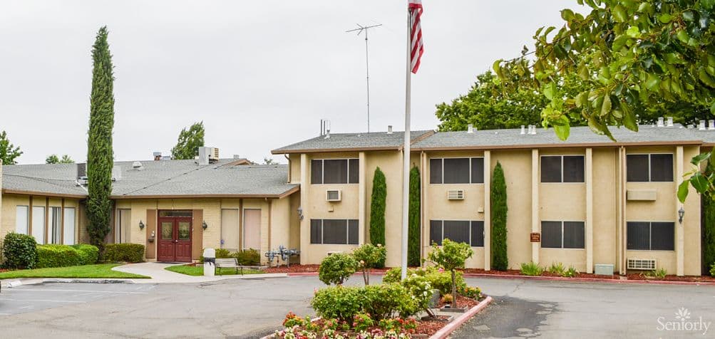 Auburn Oaks Senior Living photo 3