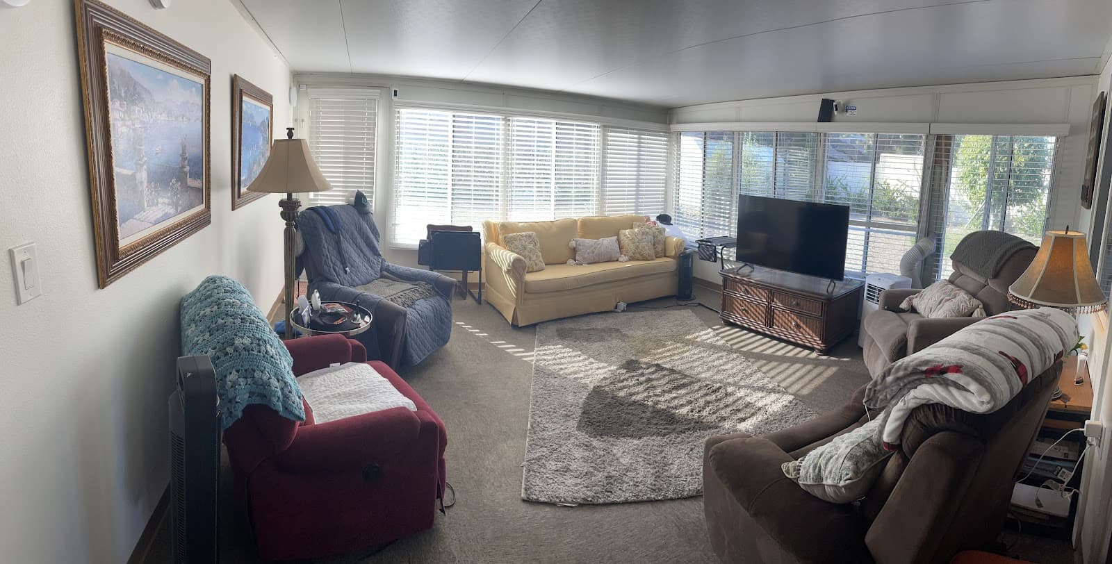 Polly's Place photo 2