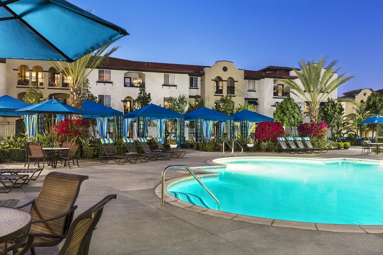 Overture Riverwalk 55+ Apartment Homes photo 2