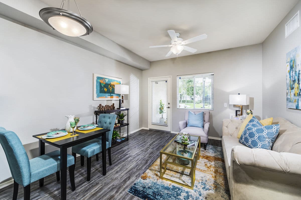 Overture Riverwalk 55+ Apartment Homes photo 3
