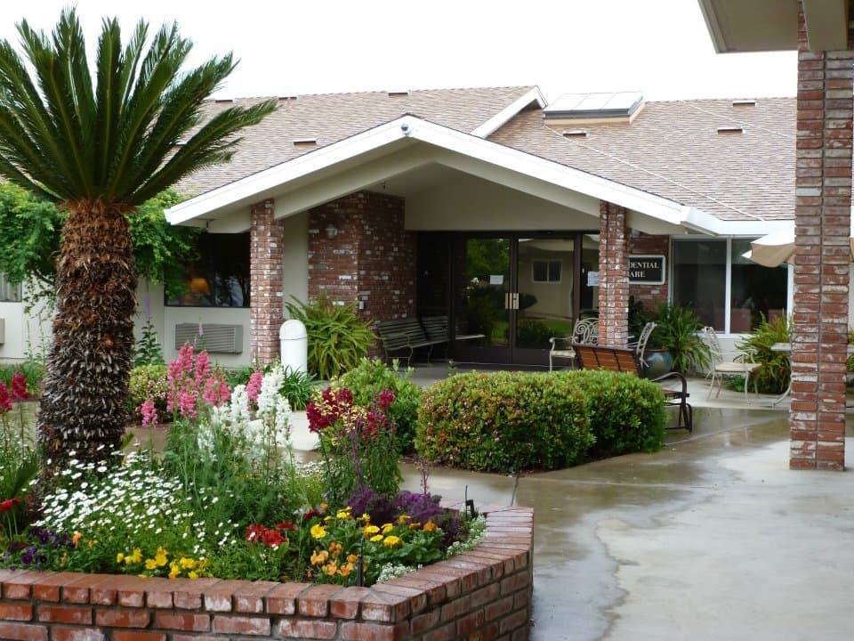 Sierra View Homes Residential Care photo 5