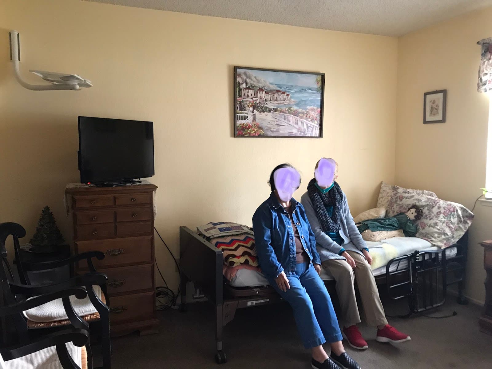 Wholesome Elderly on Kifisia photo 5