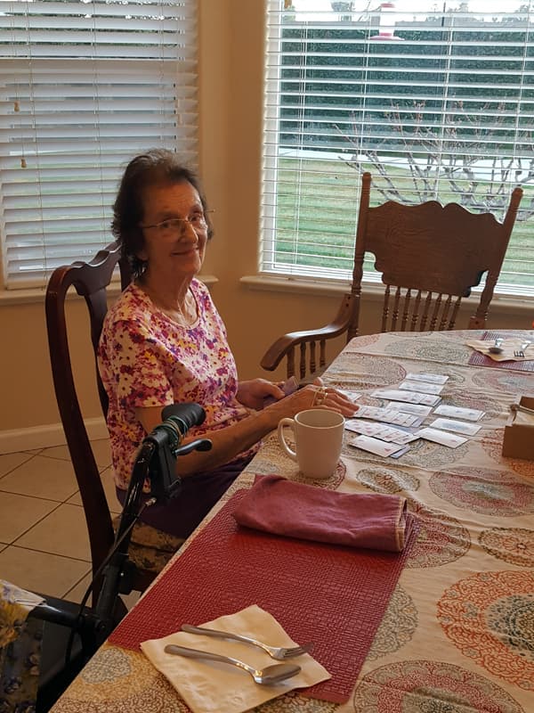 Crest Pointe Assisted Living-Powers photo 4