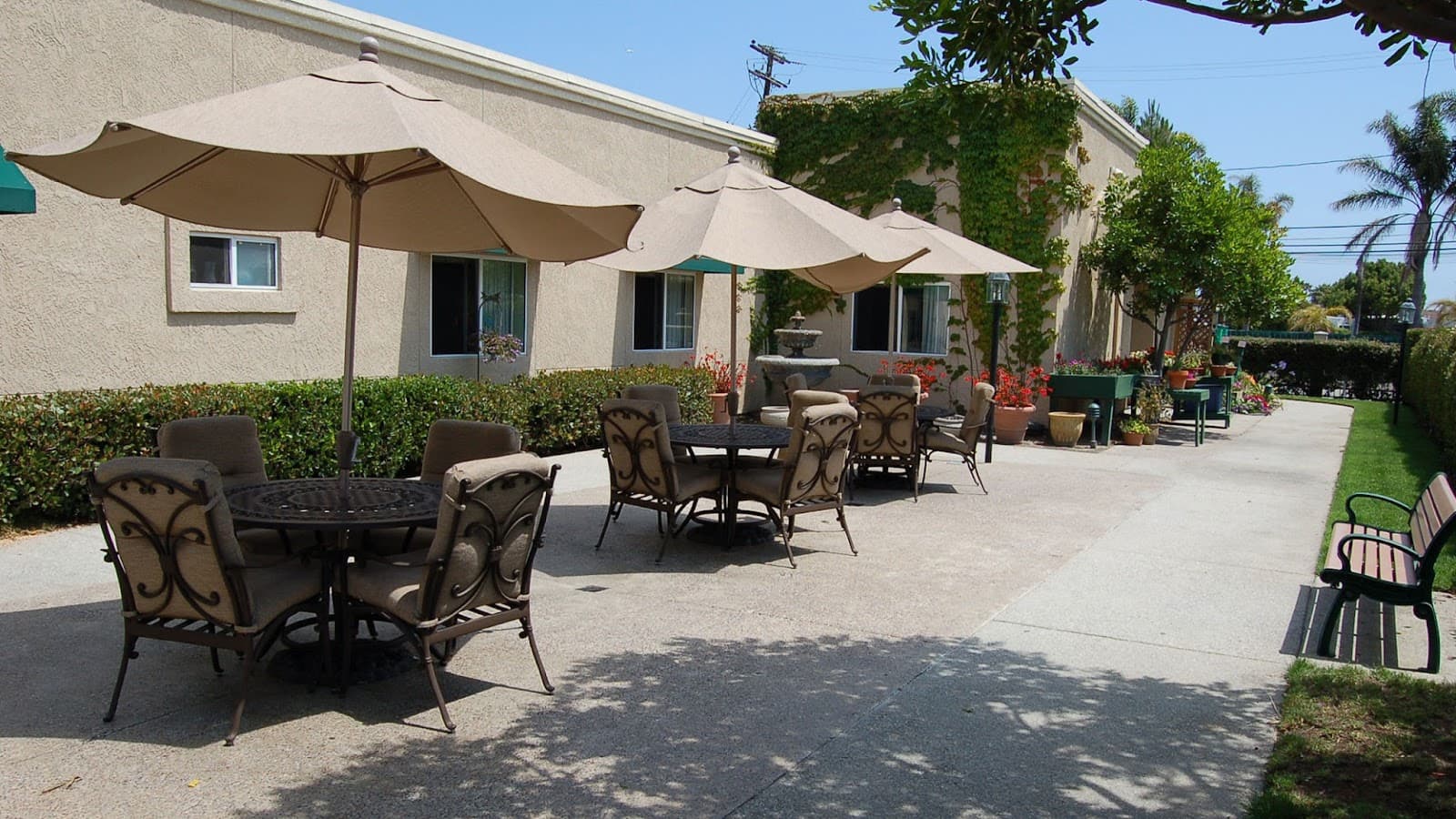 Silverado Senior Living - Newport Mesa