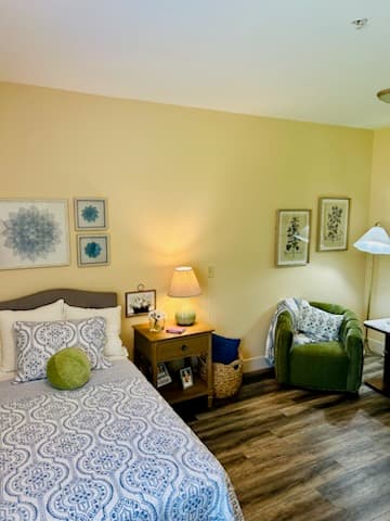 Sierra Oaks Assisted Living and Memory Care photo 2