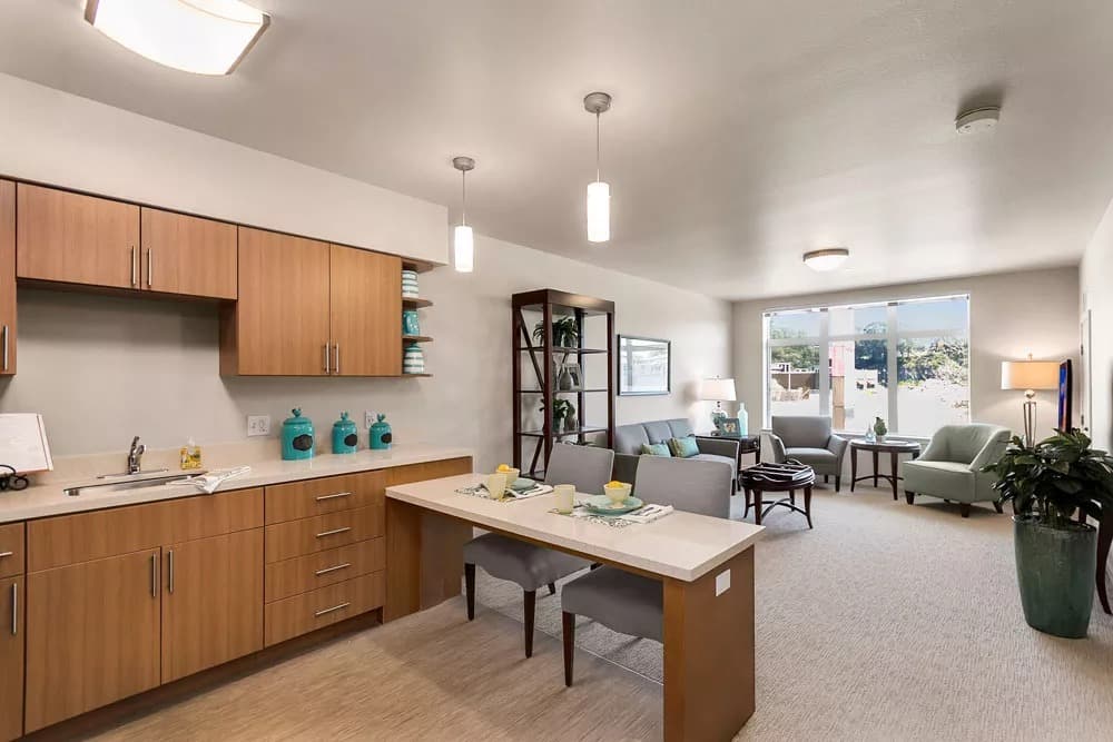 The 20 Best Assisted Living Facilities in Oakland, CA photo 4