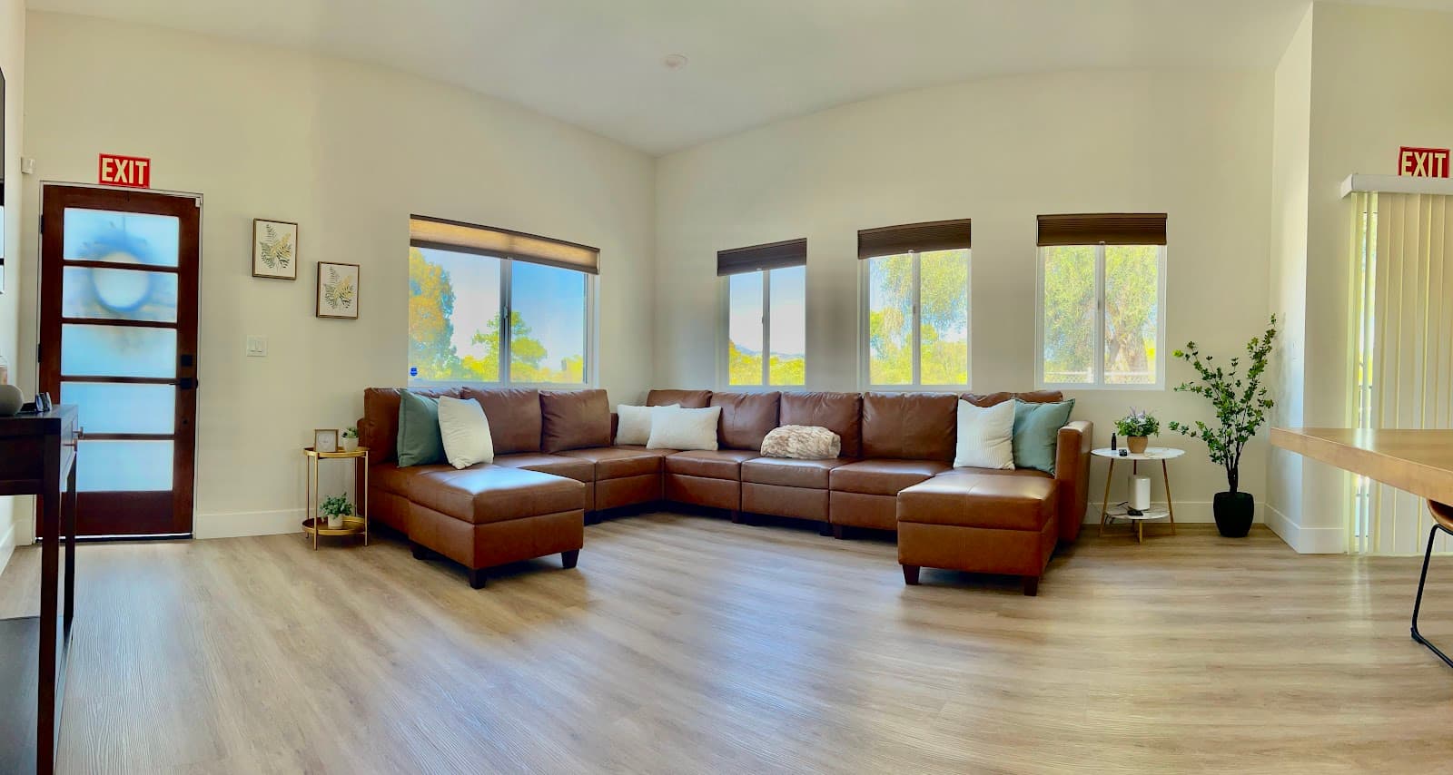 Graceful Cottage Living