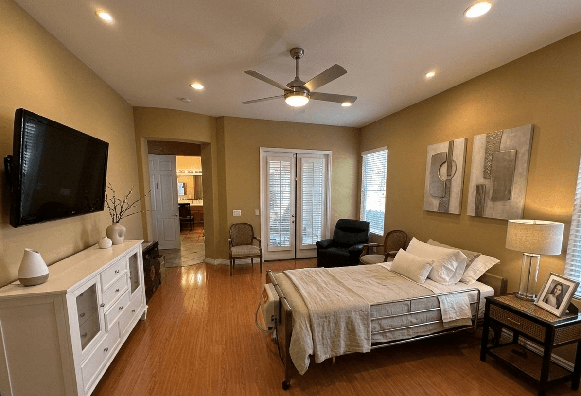 Elite Manor II Residential Care photo 2