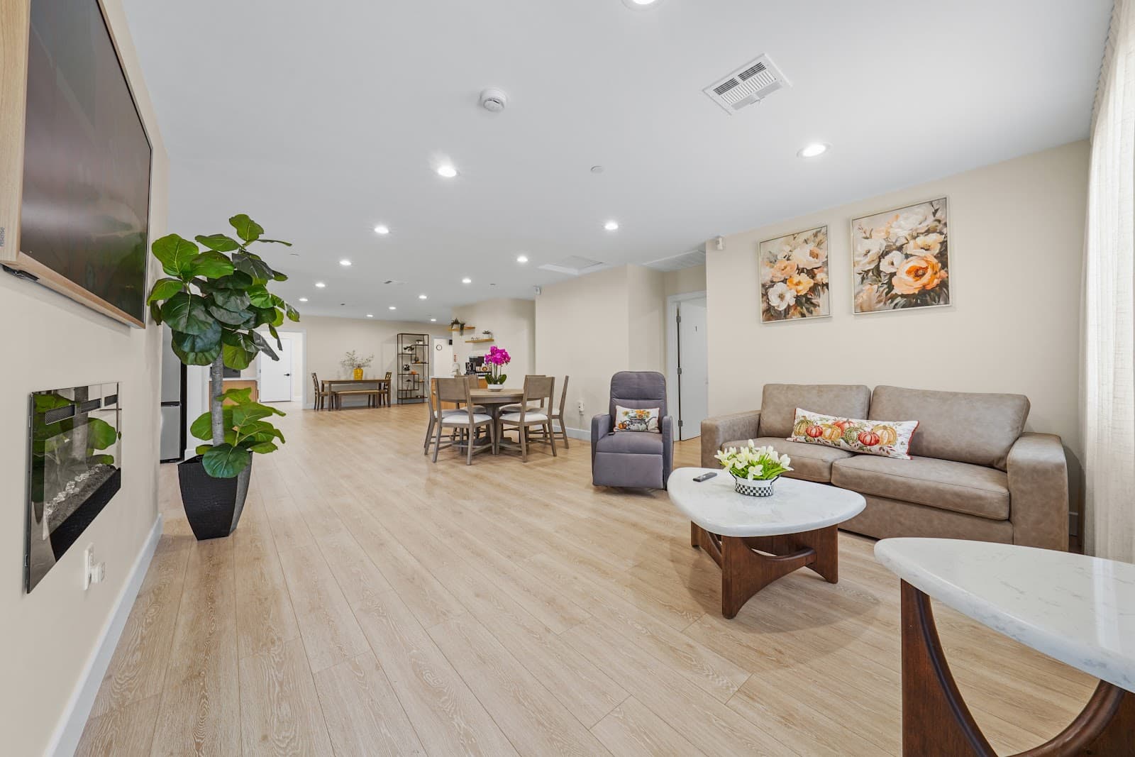 Home & Heart Residential Care photo 5