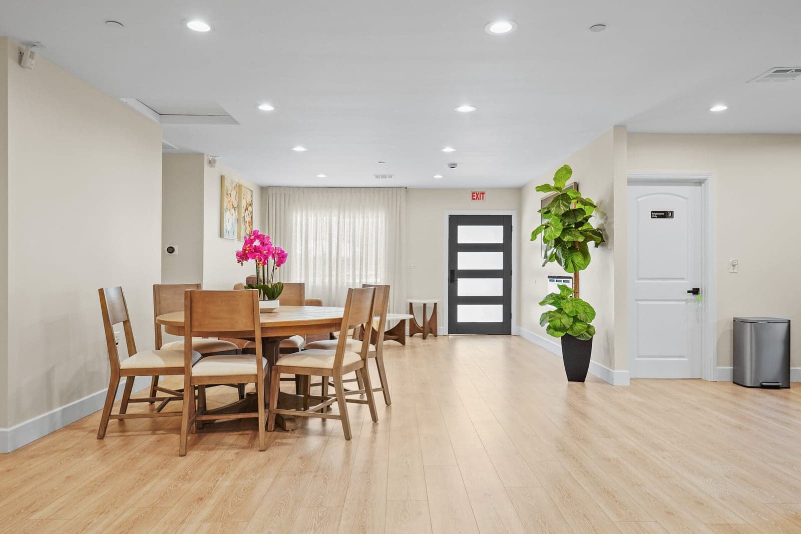 Home & Heart Residential Care photo 2