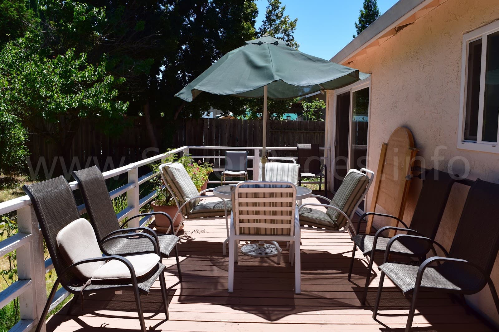 Penny's Guest Home - Ayers photo 2