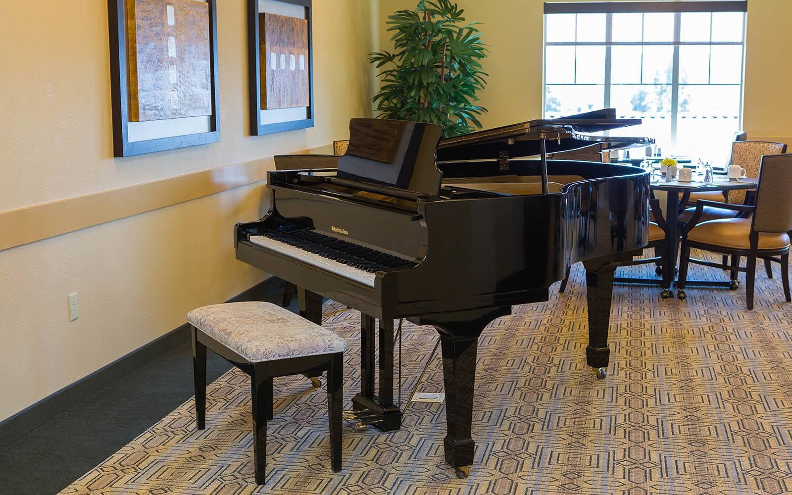 Brightwater Senior Living of Highland photo 3