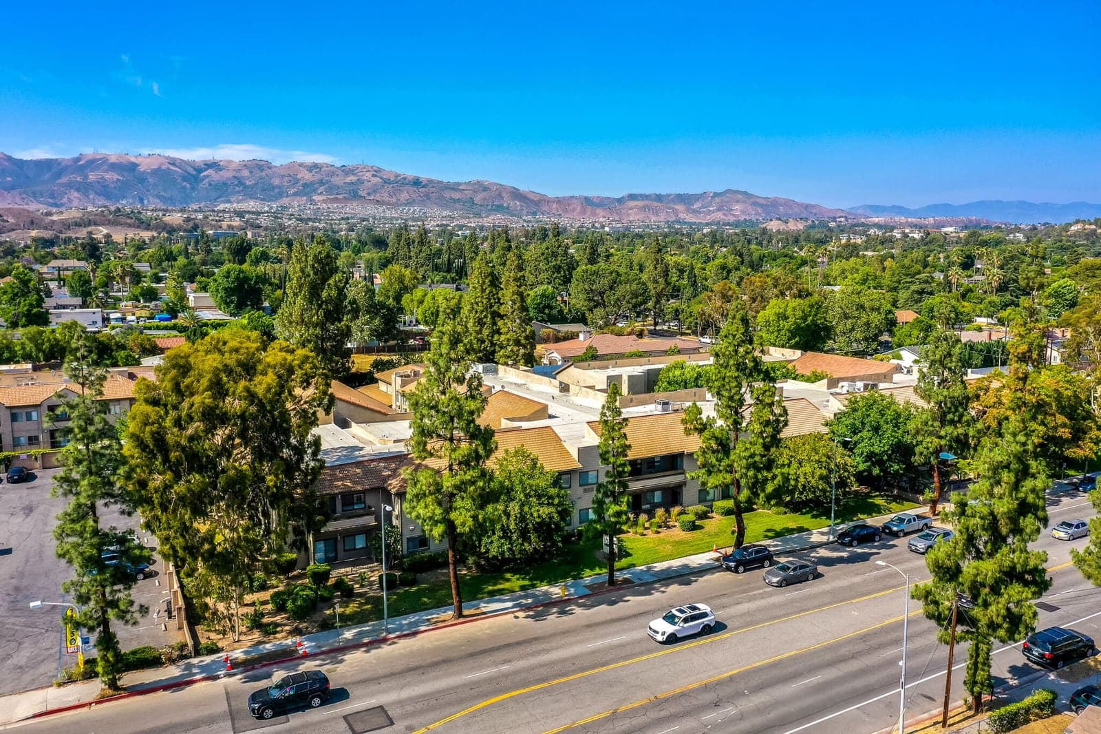 Chatsworth Commons Senior Living photo 2