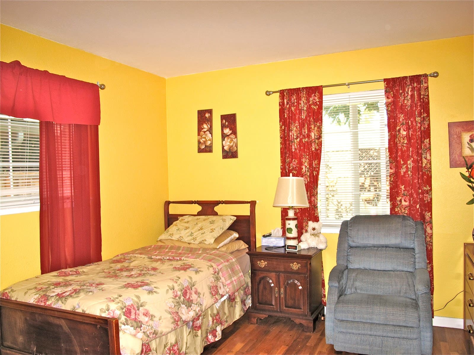 Caring Hearts Senior Care Home photo 2