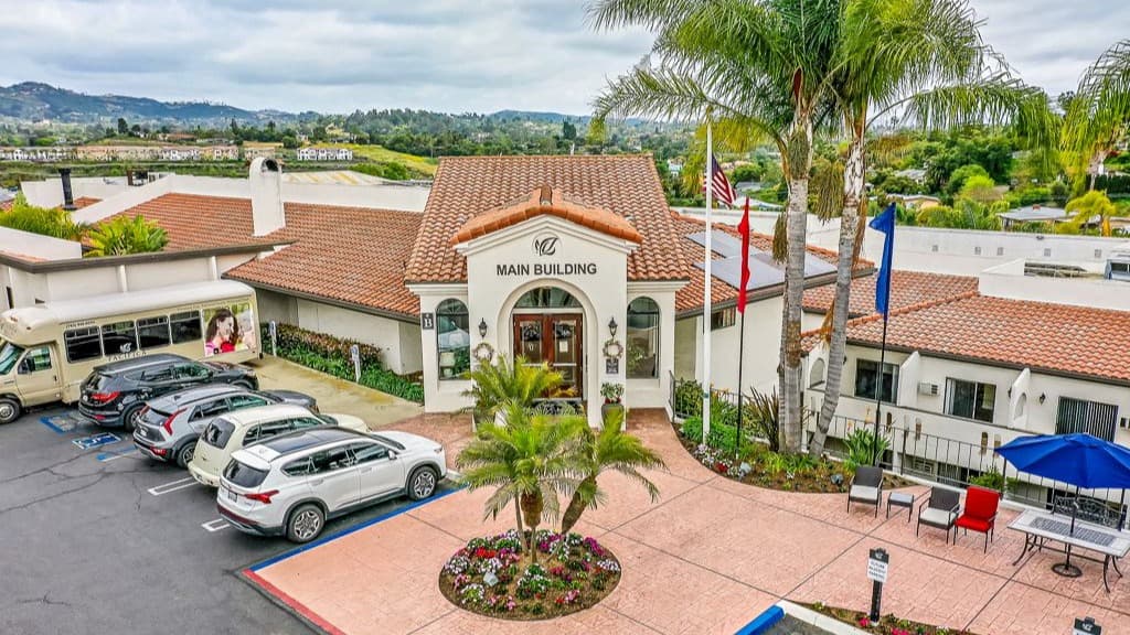 Rancho Vista Senior Living photo 4