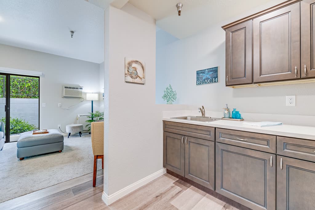 Rancho Vista Senior Living photo 3