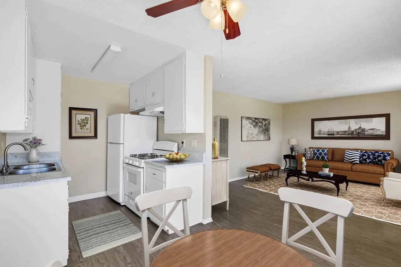 Christiansen Apartments photo 5