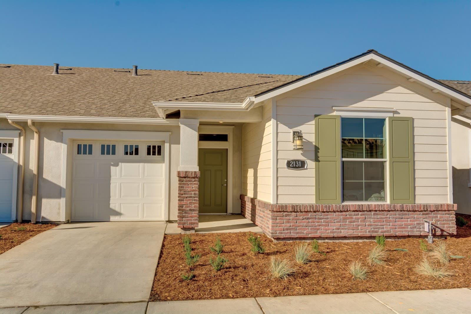 Rose Arbor Village photo 2