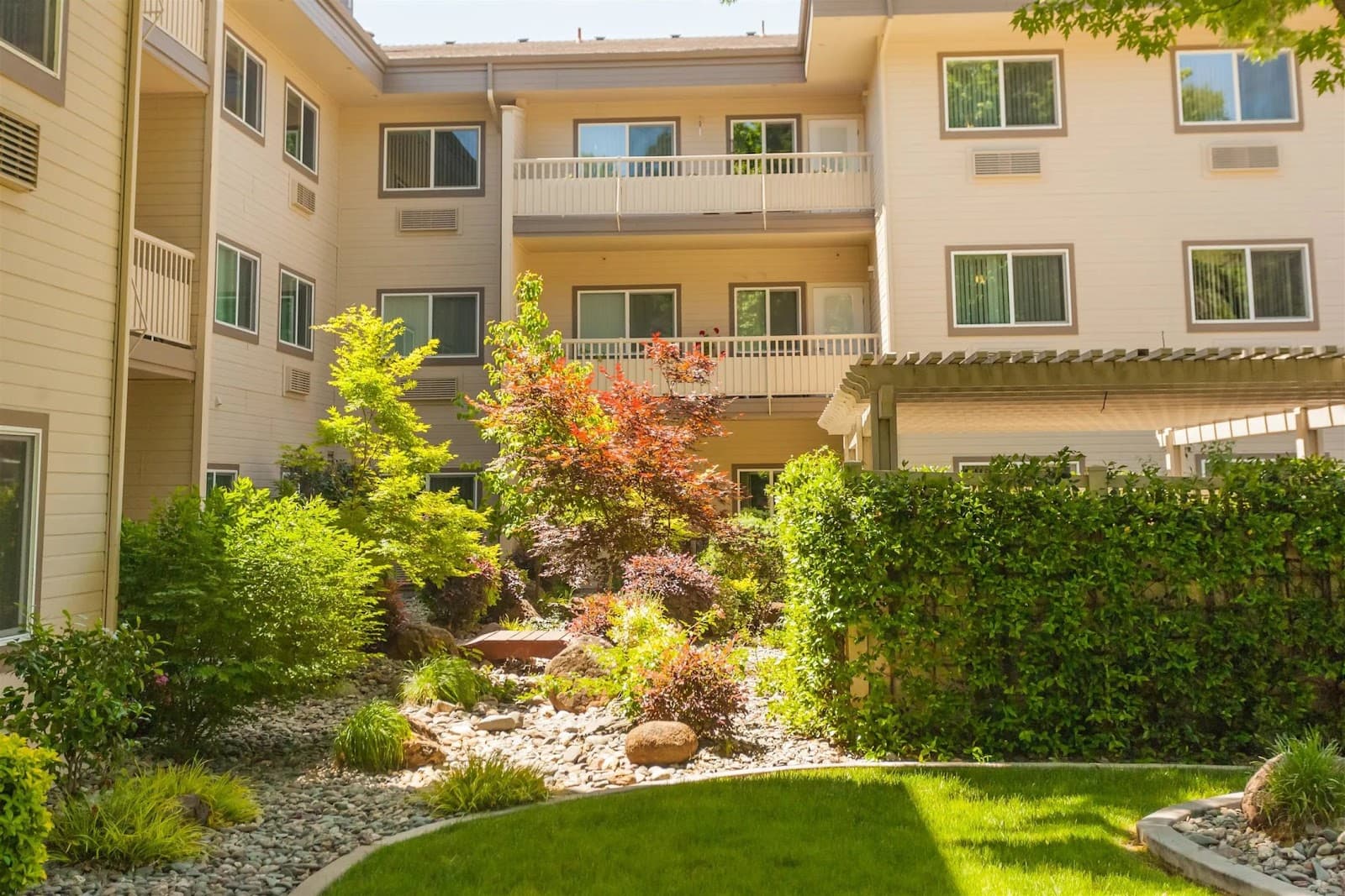 River Commons Senior Living photo 4