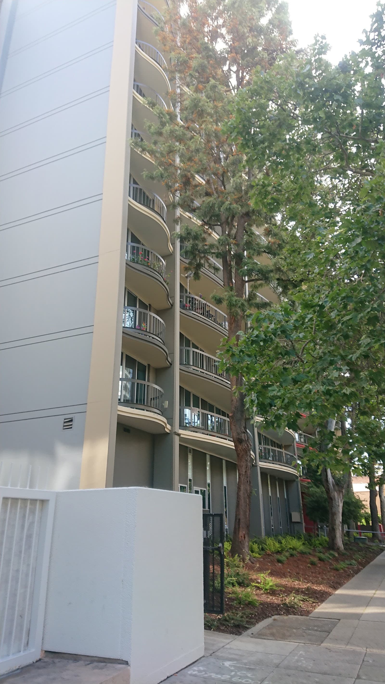 Town Park Towers photo 2
