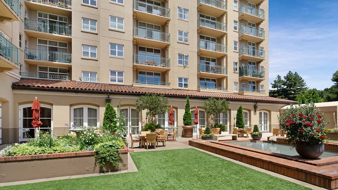 The Peninsula Regent photo 3