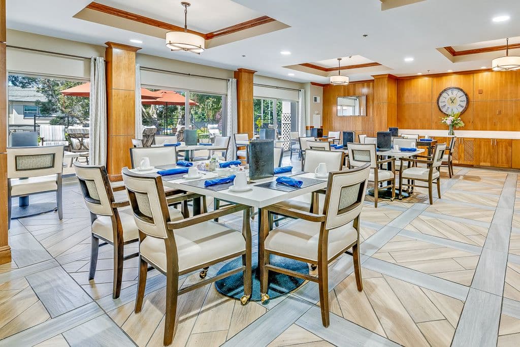 Burlingame Senior Living photo 5