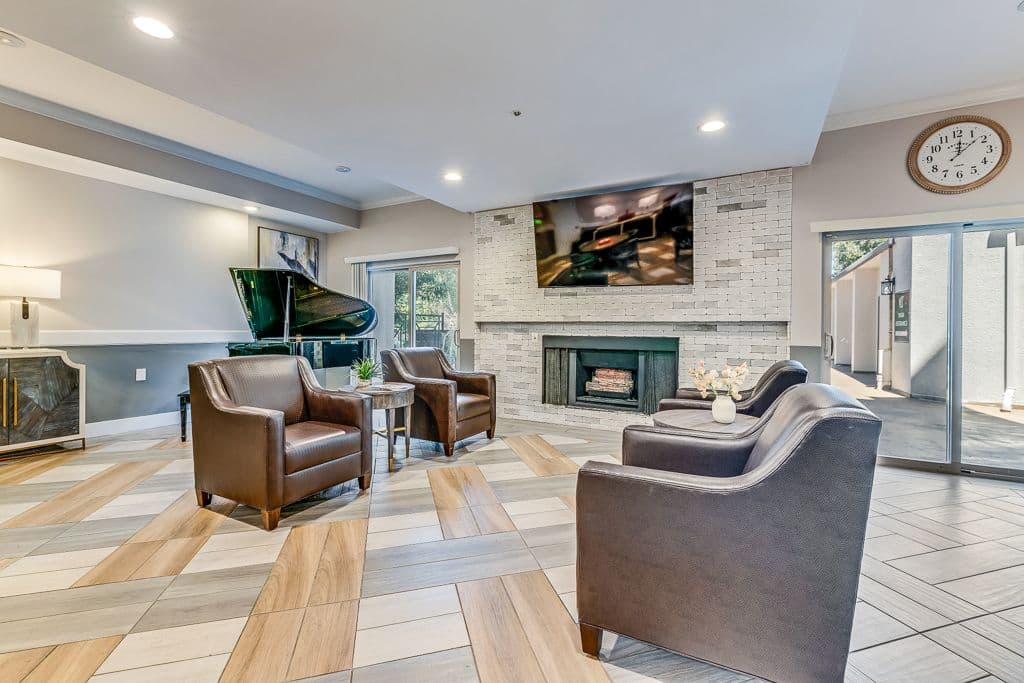 Burlingame Senior Living photo 2
