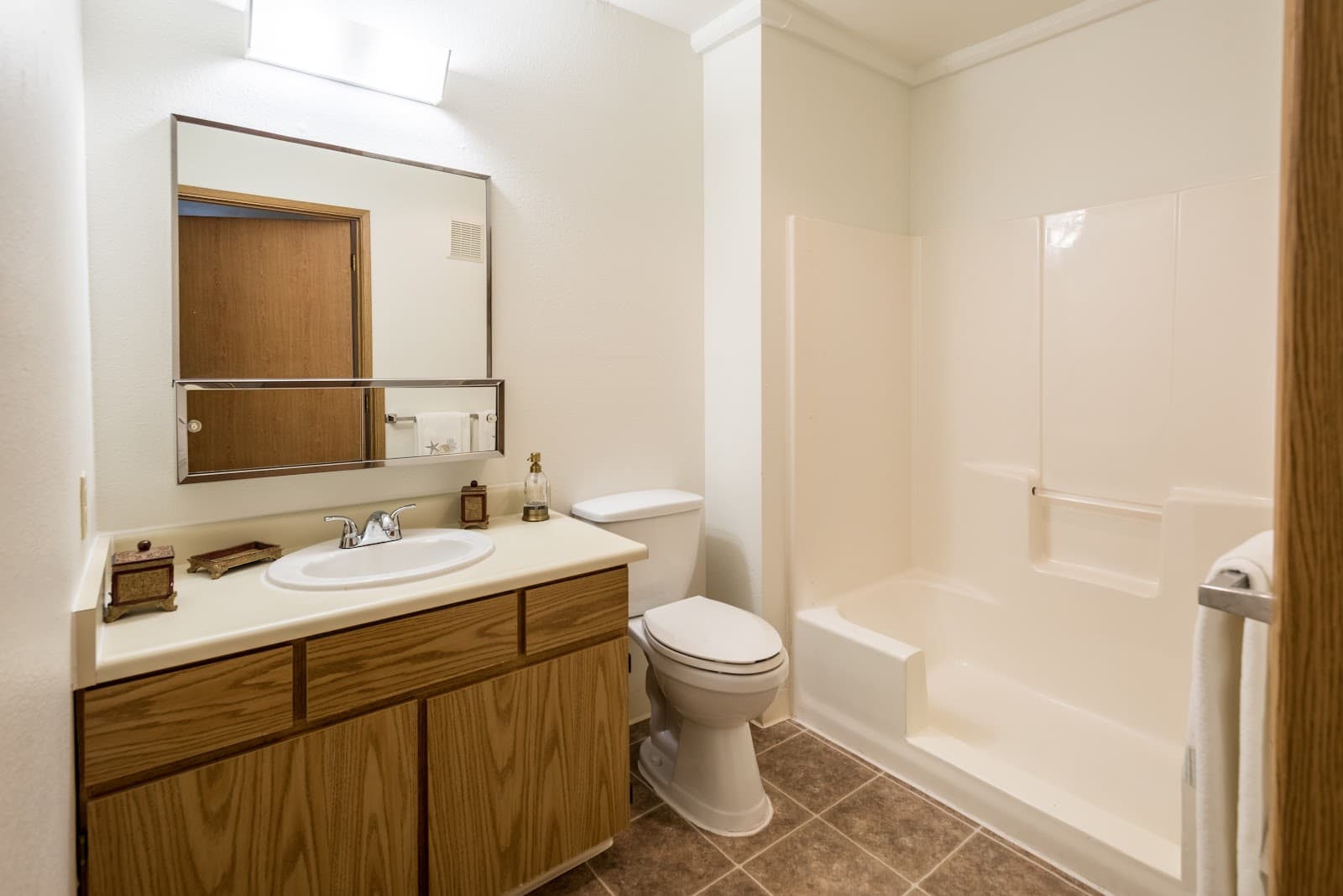 Columbus Estates photo 3
