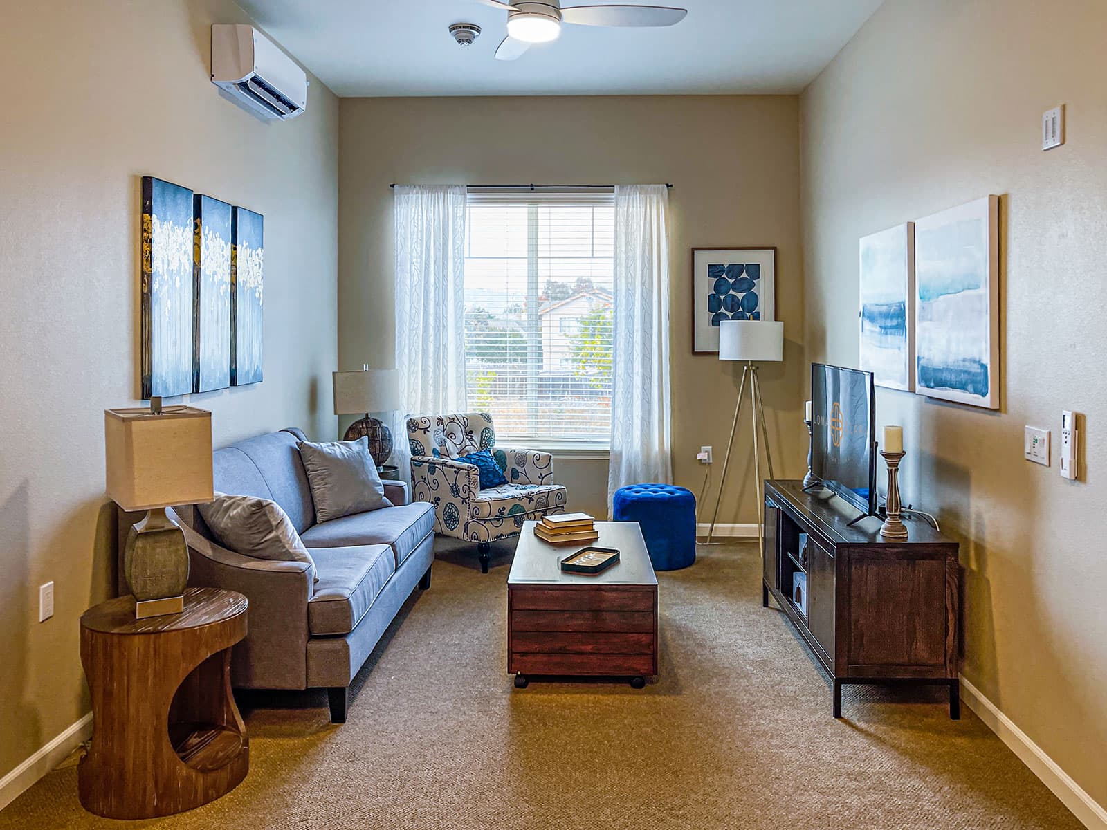 Loma Clara Senior Living photo 3
