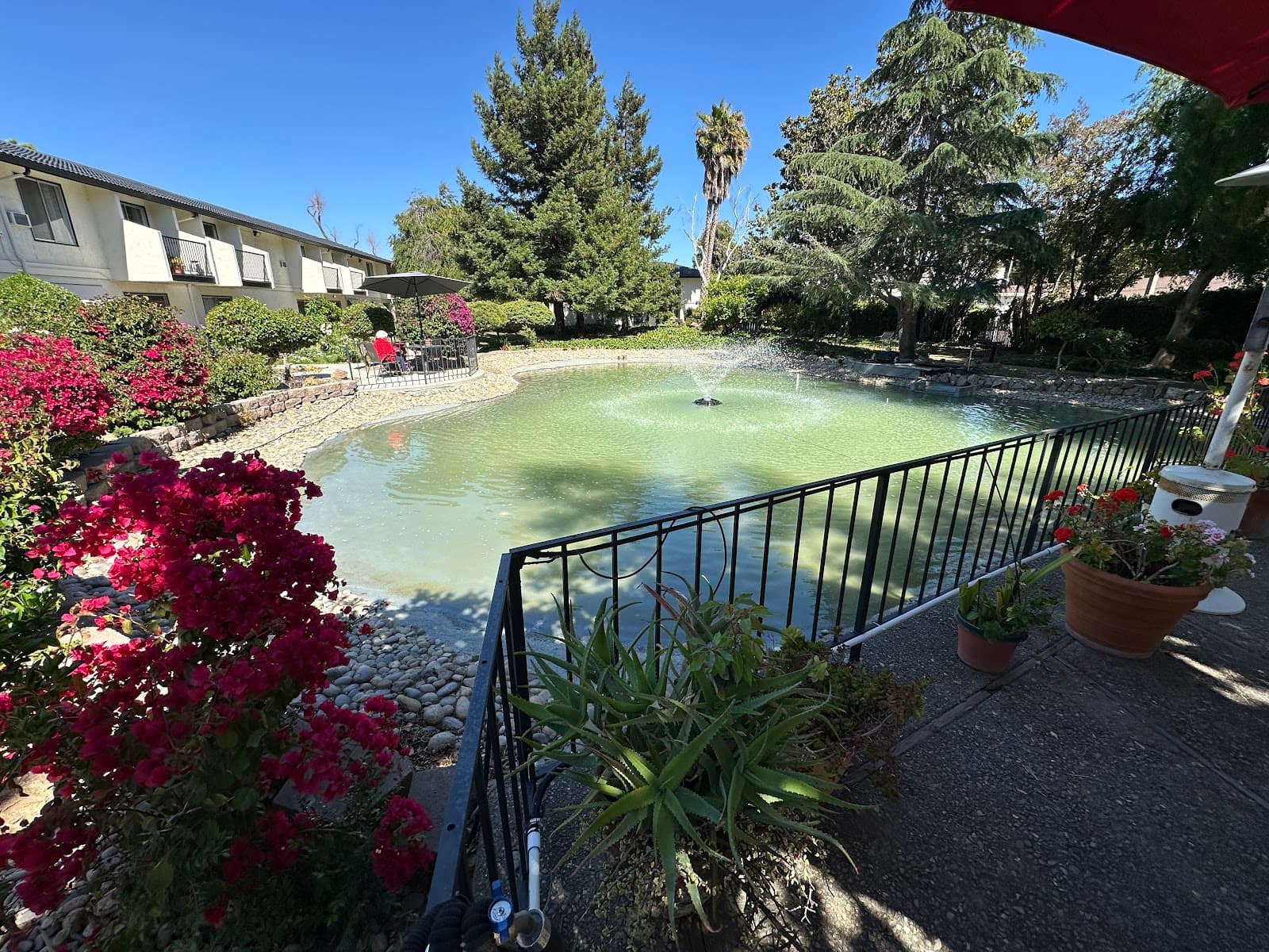 Villa Serena Retirement Community